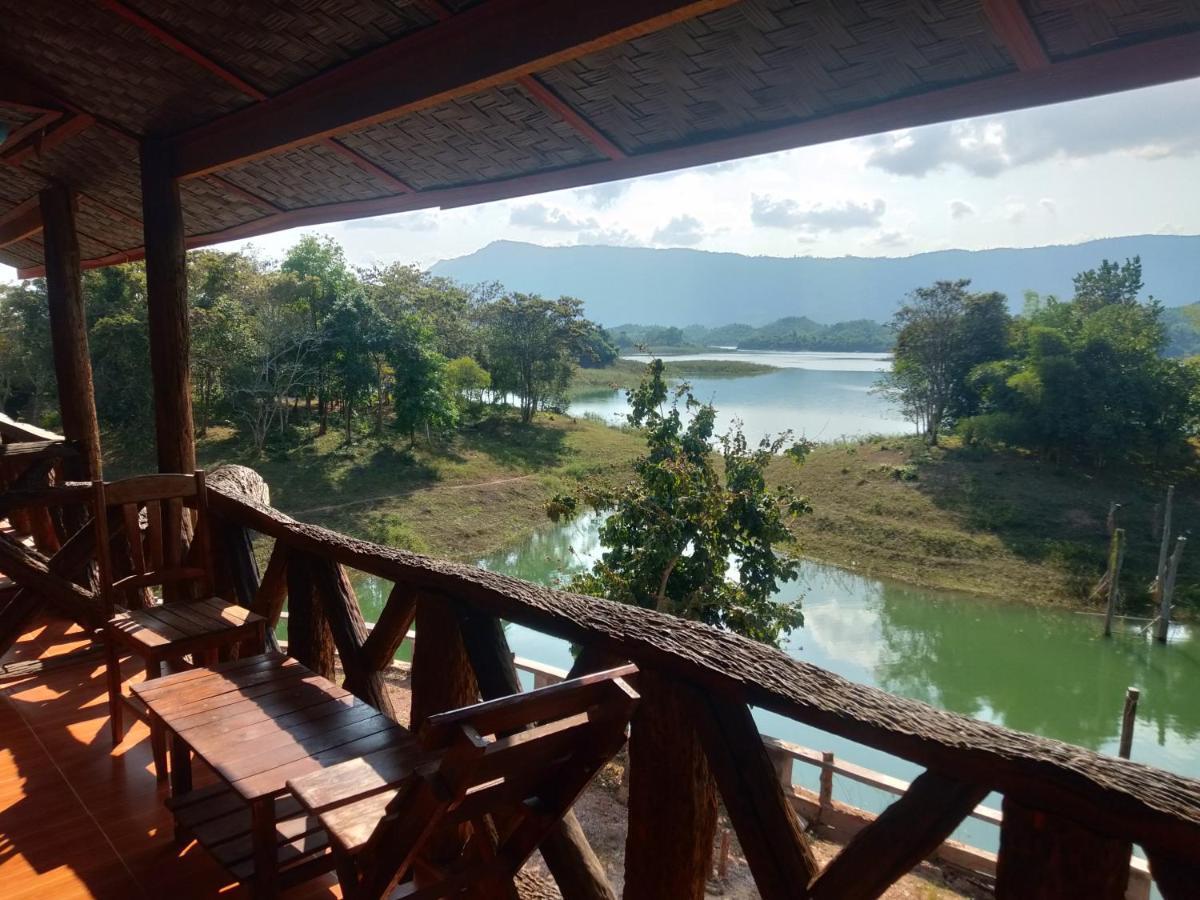 Nirvana Archipel Resort Vang Vieng Exterior foto